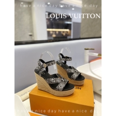 Louis Vuitton Sandals